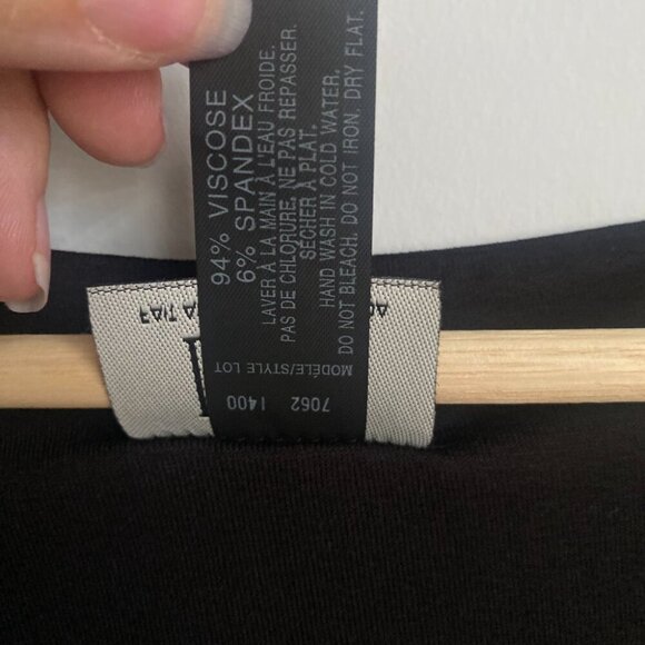 Donna Fashions Black Round Neck Stretch Sleeveless Tank Top Size L - Picture 3 of 4